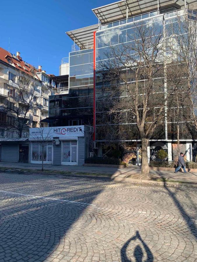Lilia 3 Self-Check In Apartment With Hot Water Despite Prevention In The Neighborhood, Food And Drink Shop Open Until 10 Pm And Free Parking Area Next Ot 24 Hours Food And Drink Shop And Free Parking Area โซเฟีย ภายนอก รูปภาพ