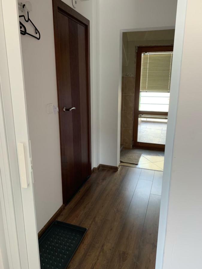 Lilia 3 Self-Check In Apartment With Hot Water Despite Prevention In The Neighborhood, Food And Drink Shop Open Until 10 Pm And Free Parking Area Next Ot 24 Hours Food And Drink Shop And Free Parking Area โซเฟีย ภายนอก รูปภาพ