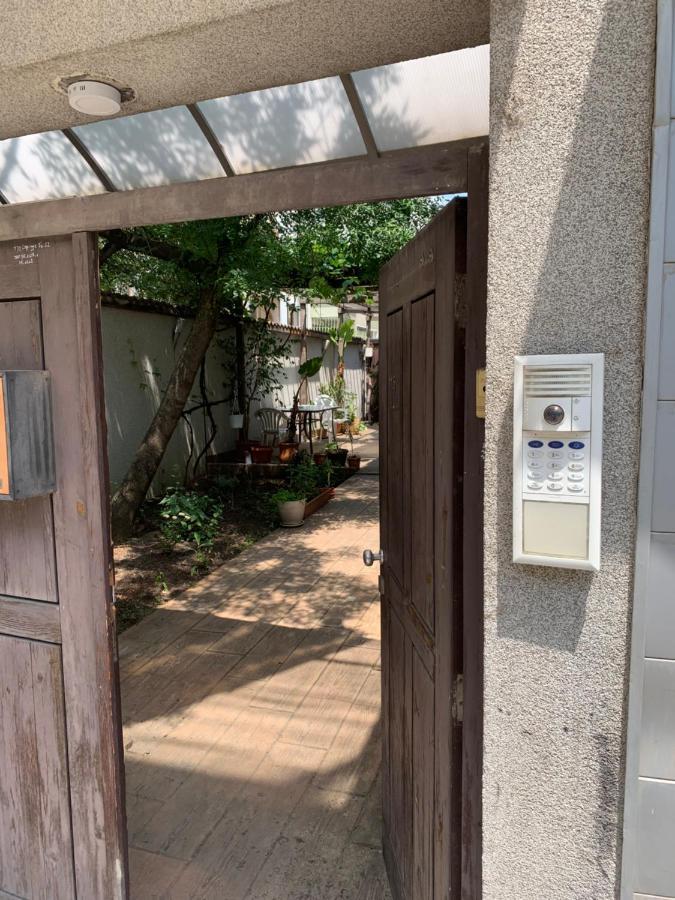 Lilia 3 Self-Check In Apartment With Hot Water Despite Prevention In The Neighborhood, Food And Drink Shop Open Until 10 Pm And Free Parking Area Next Ot 24 Hours Food And Drink Shop And Free Parking Area โซเฟีย ภายนอก รูปภาพ